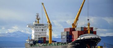 a container ship representing advance license scheme for global trade